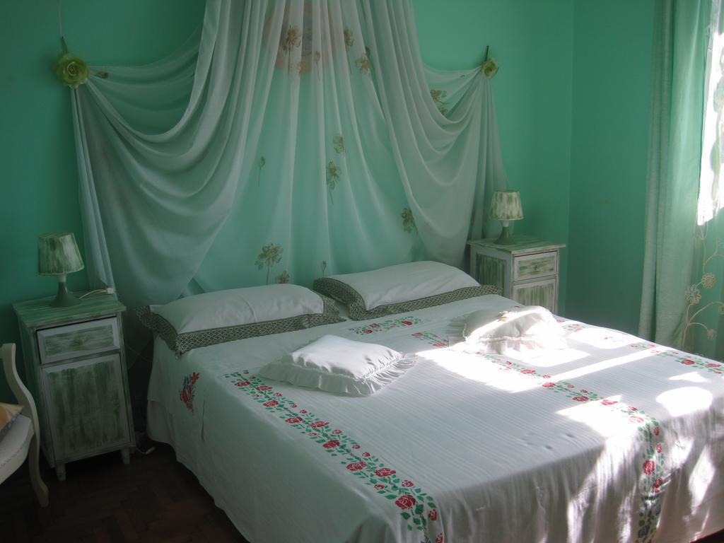 Bed & Breakfast Stazione Di *