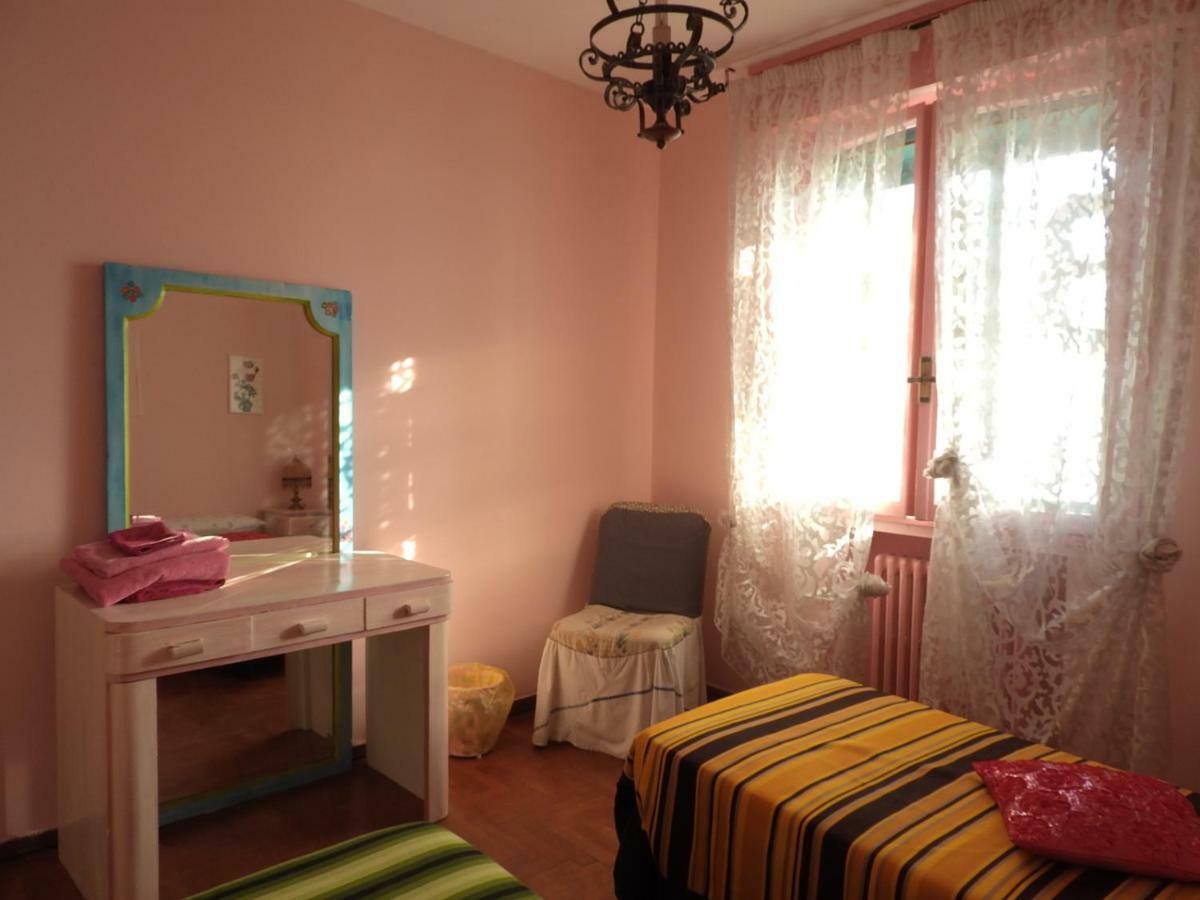 Bed & Breakfast Stazione Di *